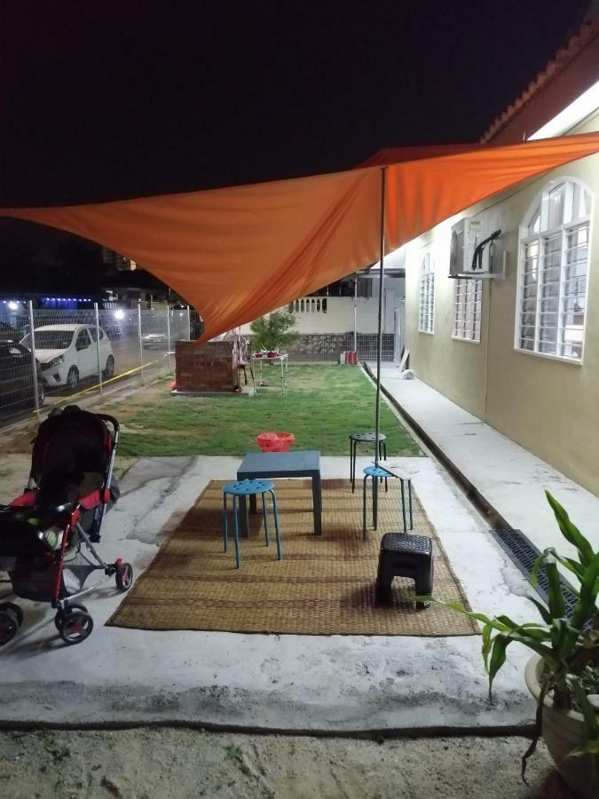 Homestay Malinja Bandar Baru Uda Johor Bahru